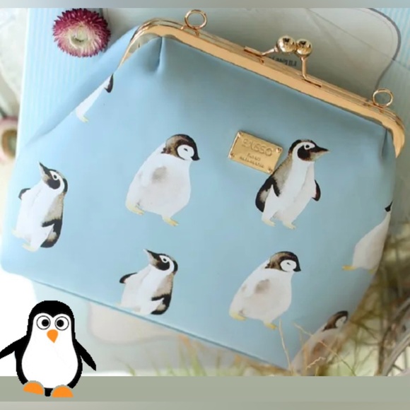 Previously owned: ENSSO 2016 Penguins purse/cluch - Picture 4 of 8
